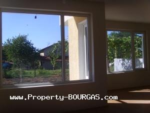 View of Houses For sale in Polski Izvor