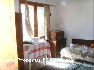 View of Houses For sale in Polski Izvor