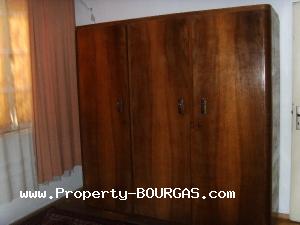 View of Houses For sale in Polski Izvor