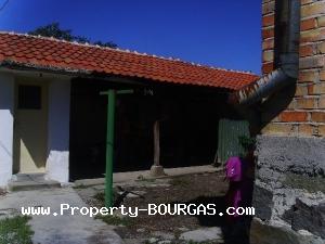 View of Houses For sale in Polski Izvor
