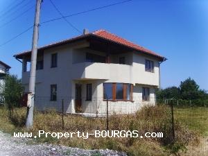 View of Houses For sale in Polski Izvor