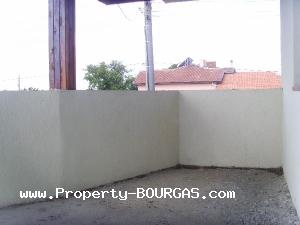 View of Houses For sale in Polski Izvor