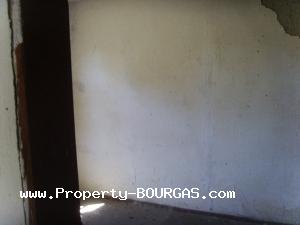 View of Houses For sale in Polski Izvor