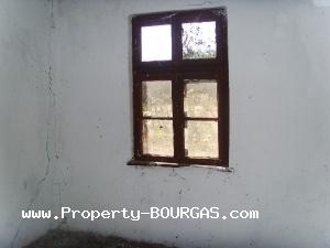 View of Houses For sale in Polski Izvor