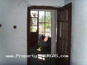 View of Houses For sale in Polski Izvor