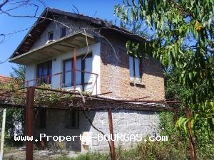 View of Houses For sale in Polski Izvor