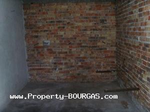 View of Houses For sale in Polski Izvor