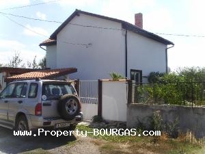 View of Houses For sale in Polski Izvor